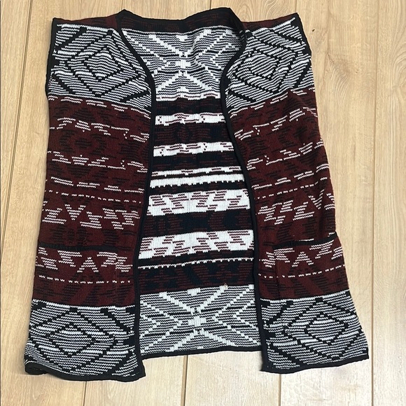 Geometric Patterned Black and Brown Women's Sweater - Picture 1 of 6